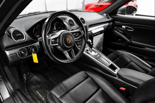 2022 Porsche 718 Cayman T