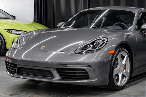 2022 Porsche 718 Cayman T