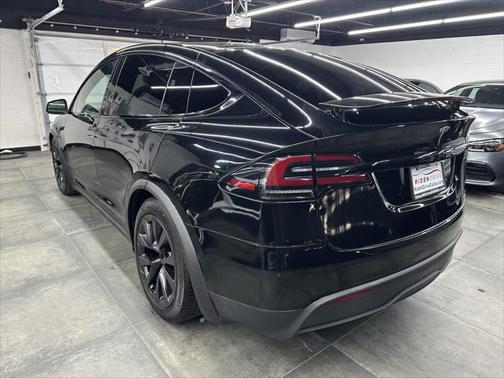 2022 Tesla Model X Dual Motor All-Wheel Drive