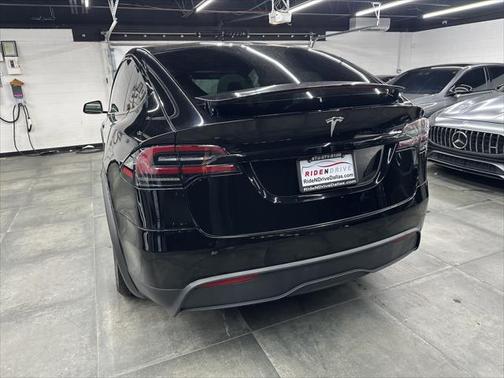 2022 Tesla Model X Dual Motor All-Wheel Drive