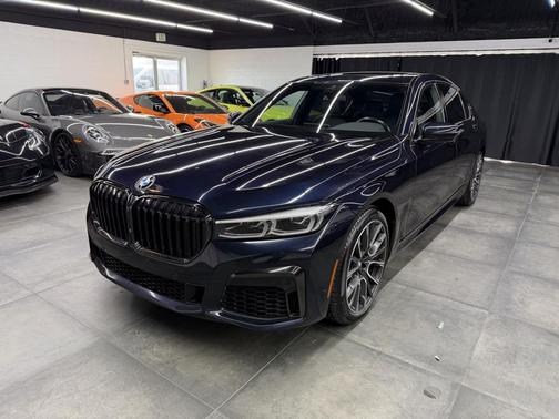 2021 BMW 740 740i