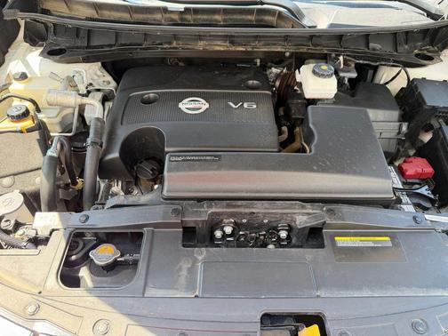 Pearl White Tricoat 2022 Nissan Murano SL FWD