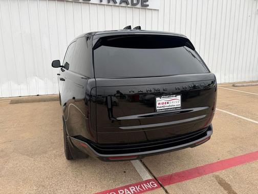 Santorini Black Metallic 2023 Land Rover Range Rover First Edition