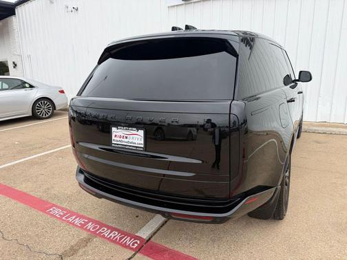 Santorini Black Metallic 2023 Land Rover Range Rover First Edition
