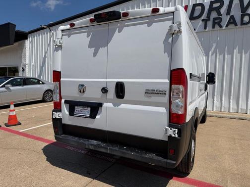 Bright White Clearcoat 2023 RAM ProMaster 3500 Low Roof