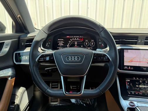 Florett Silver Metallic 2024 Audi RS 6 Avant 4.0T