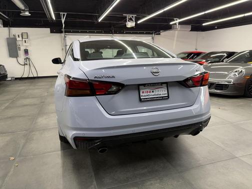 2024 Nissan Altima SR FWD