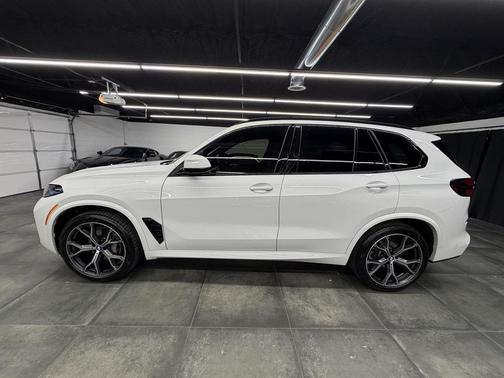 2025 BMW X5 sDrive40i