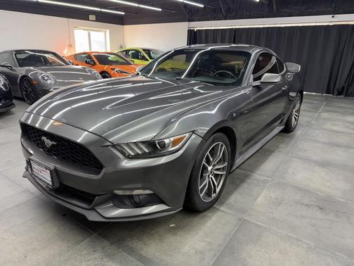 2017 Ford Mustang EcoBoost Premium