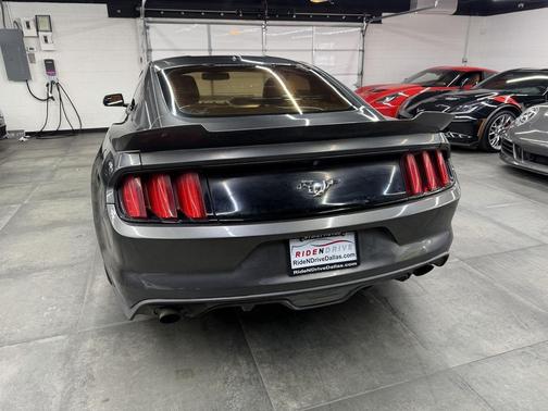 2017 Ford Mustang EcoBoost Premium