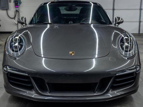 2016 Porsche 911 Carrera GTS