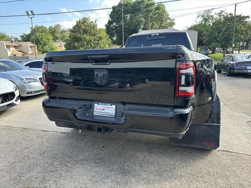 2022 RAM 3500 Limited Crew Cab 4x4 8' Box