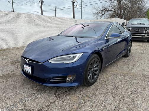 2020 Tesla Model S Long Range