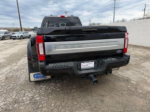 2022 Ford F-350 Platinum