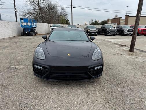 2017 Porsche Panamera Turbo