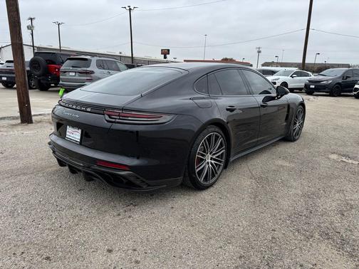 2017 Porsche Panamera Turbo
