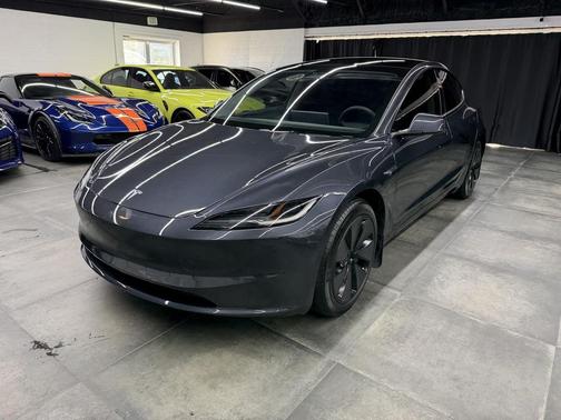 2025 Tesla Model 3 Long Range