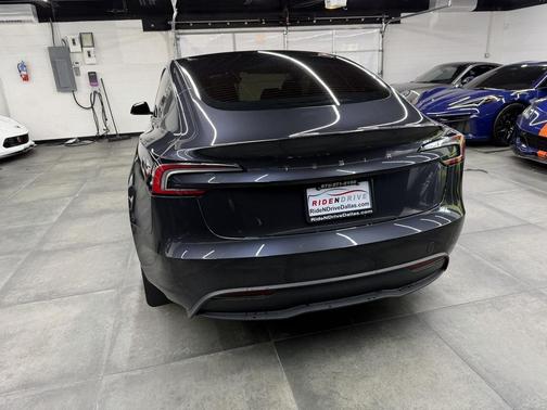2025 Tesla Model 3 Long Range