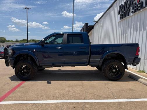 Patriot Blue Pearlcoat 2021 RAM 2500 Big Horn Crew Cab 4x4 6'4' Box