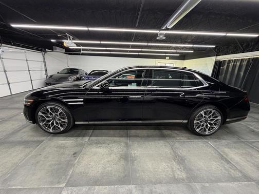 2024 Genesis G90 3.5T e-SC AWD
