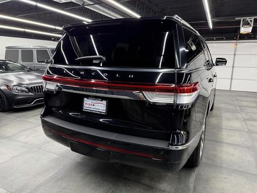 2023 Lincoln Navigator Reserve