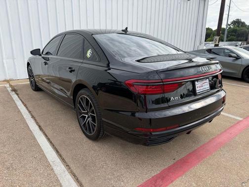 Mythos Black Metallic 2020 Audi A8 L 60