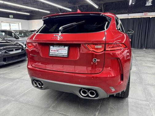 2019 Jaguar F-PACE SVR