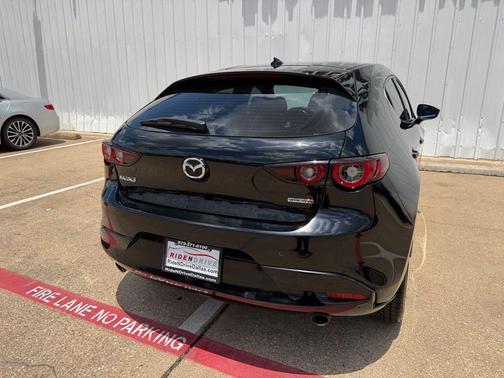 Jet Black Mica 2022 Mazda Mazda3 FWD w/Premium Package