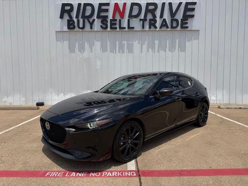 Jet Black Mica 2022 Mazda Mazda3 FWD w/Premium Package