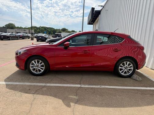 Soul Red Metallic 2016 Mazda Mazda3 i Touring