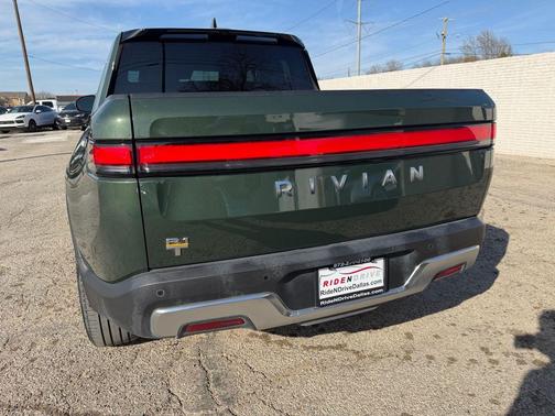 2023 Rivian R1T Adventure Quad Motor Large Pack