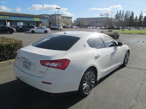 2017 Maserati Ghibli Base