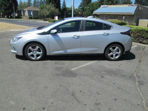 2018 Chevrolet Volt LT
