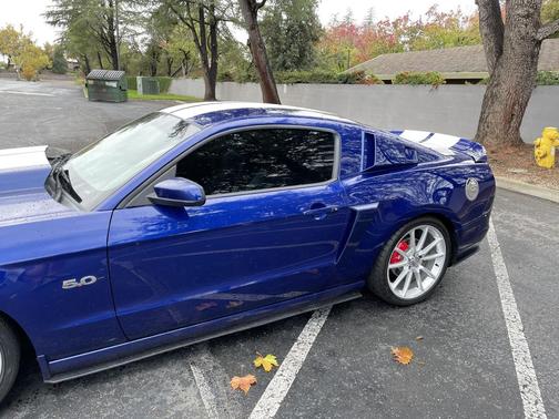 2013 Ford Mustang GT Premium