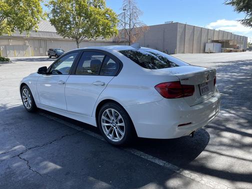 2017 BMW 320 i