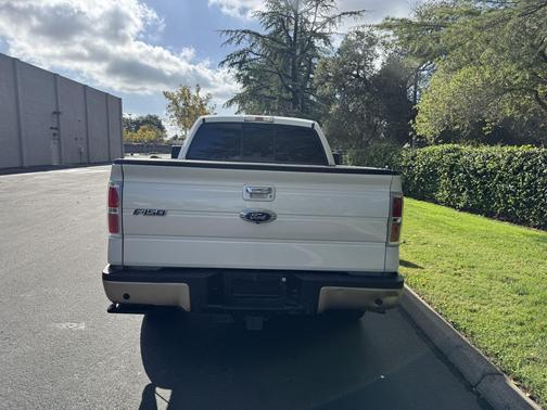 2011 Ford F-150 Lariat