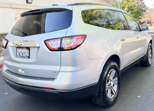 2017 Chevrolet Traverse 1LT