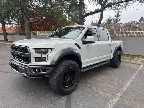 2017 Ford F-150 Raptor