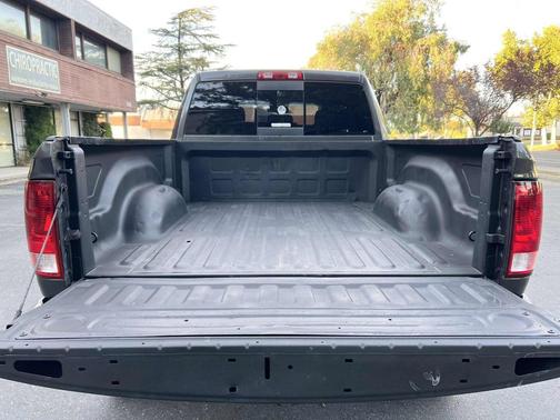 2015 RAM 1500 Big Horn