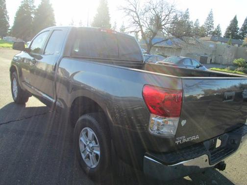 2011 Toyota Tundra Grade