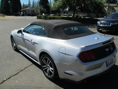 2015 Ford Mustang EcoBoost Premium