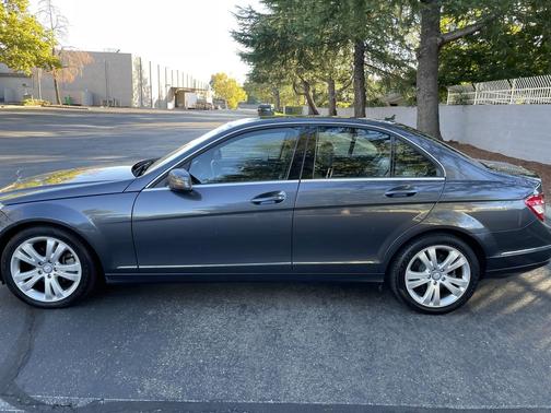 2011 Mercedes-Benz C-Class C 300 4MATIC Sport