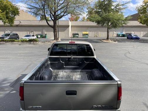 2000 Chevrolet S-10 Base