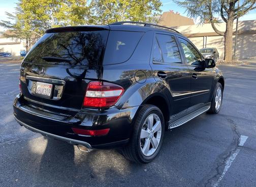 2009 Mercedes-Benz M-Class RWD 4dr 3.5L