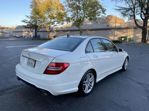 2014 Mercedes-Benz C-Class 4MATIC Sedan