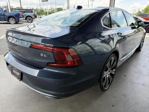 2022 Volvo S90 B6 Inscription