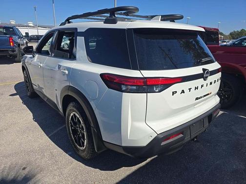 2023 Nissan Pathfinder Rock Creek 4WD