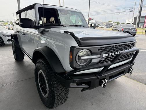 2022 Ford Bronco Badlands