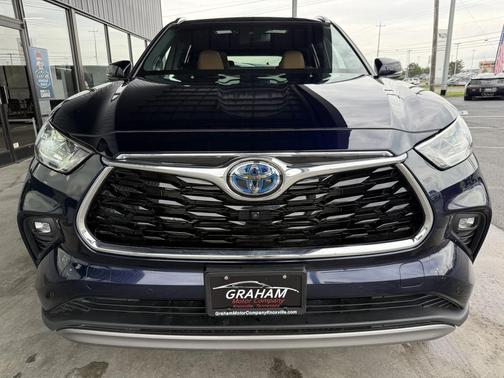 Blueprint 2024 Toyota Highlander Hybrid Platinum