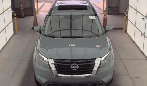2025 Nissan Pathfinder Platinum 4WD